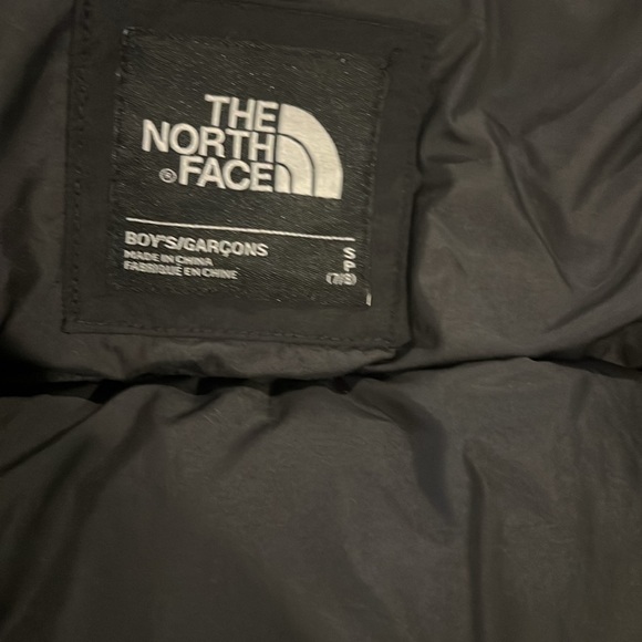 The North Face Boy’s Black Jacket - Picture 4 of 7